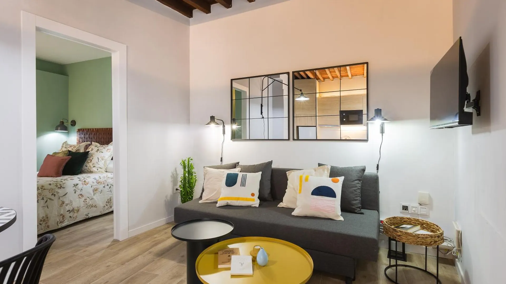 Quiet Apartment In The Center Malaga