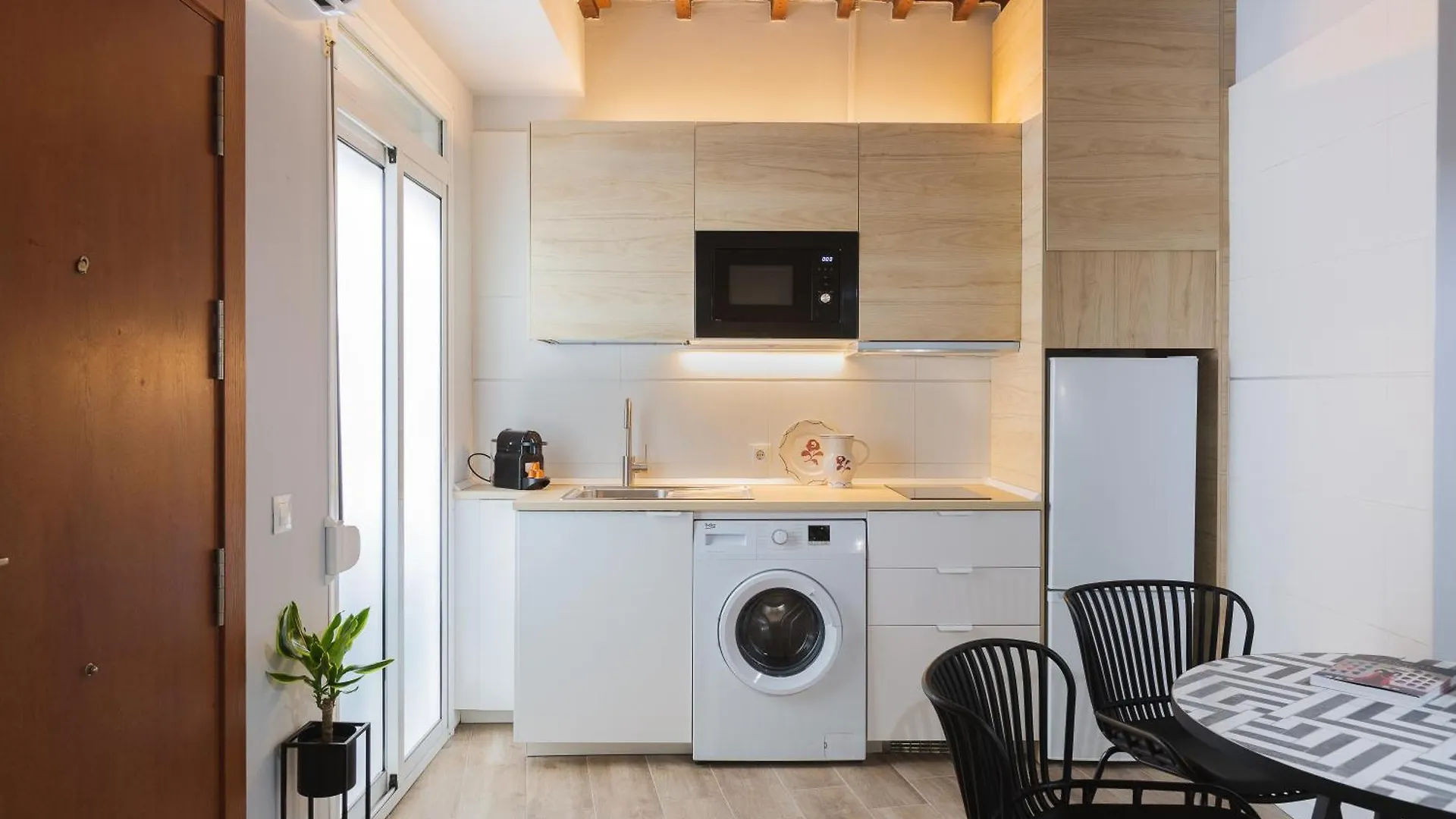 Quiet Apartment In The Center Malaga