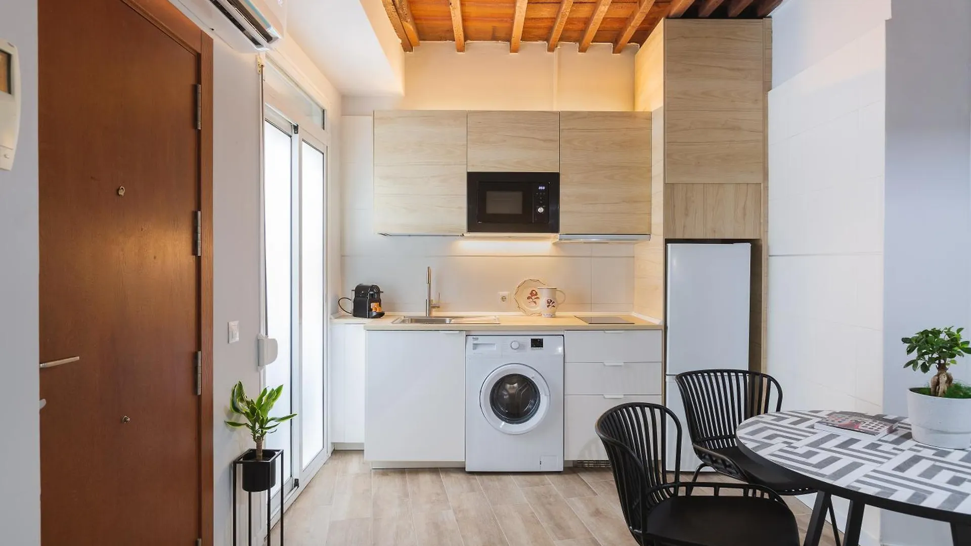 Quiet Apartment In The Center Málaga 0*,